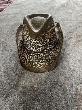 Leopard Print Straw Cowboy Hat - Brown & Tan